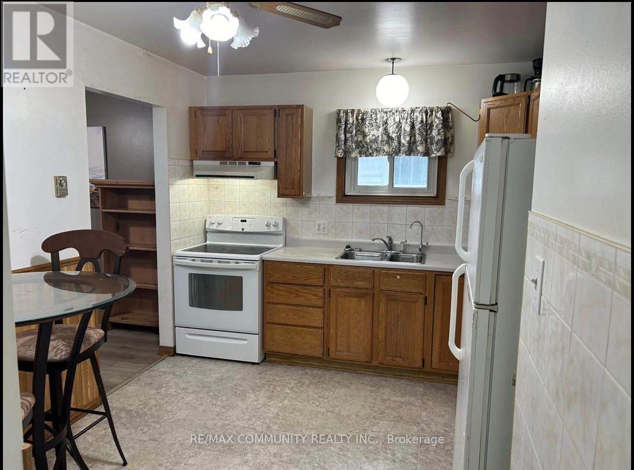 Main - 174 Colborne Street, Kawartha Lakes, Ontario  K9V 6A1 - Photo 5 - X13798596