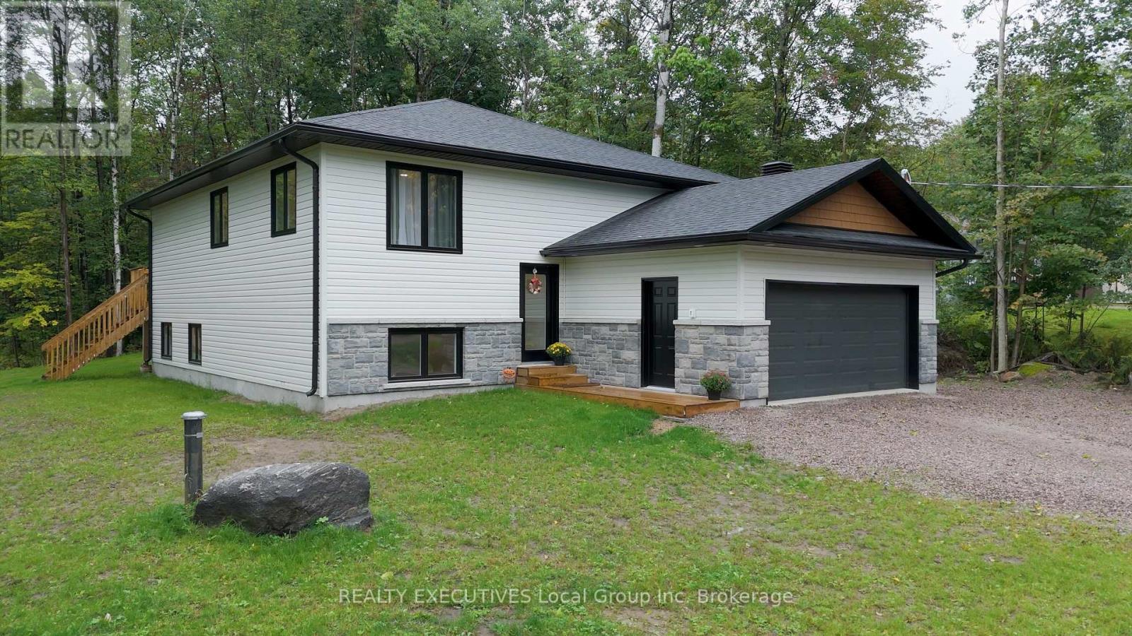 32 MOUNTAINVIEW ROAD, Nipissing, Ontario