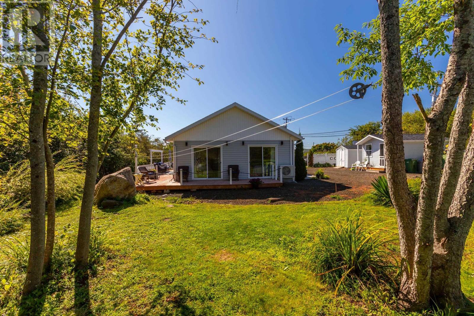 18 Parker Mountain Road photo 40