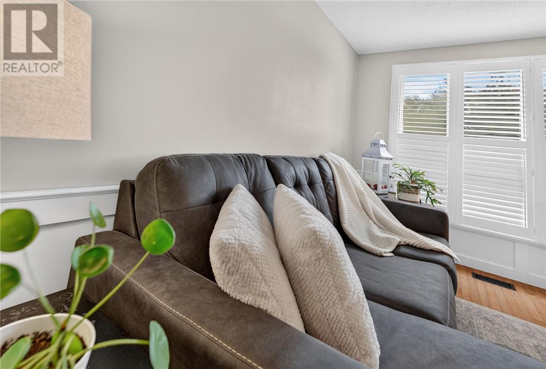 363 Woodland Avenue, Lively, Ontario  P3Y 1N2 - Photo 25 - 2130459