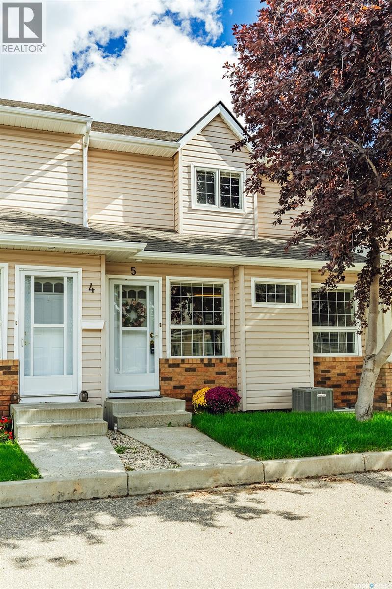 5 102 Willow Street, Saskatoon, Saskatchewan  S7J 0C2 - Photo 3 - SK048868