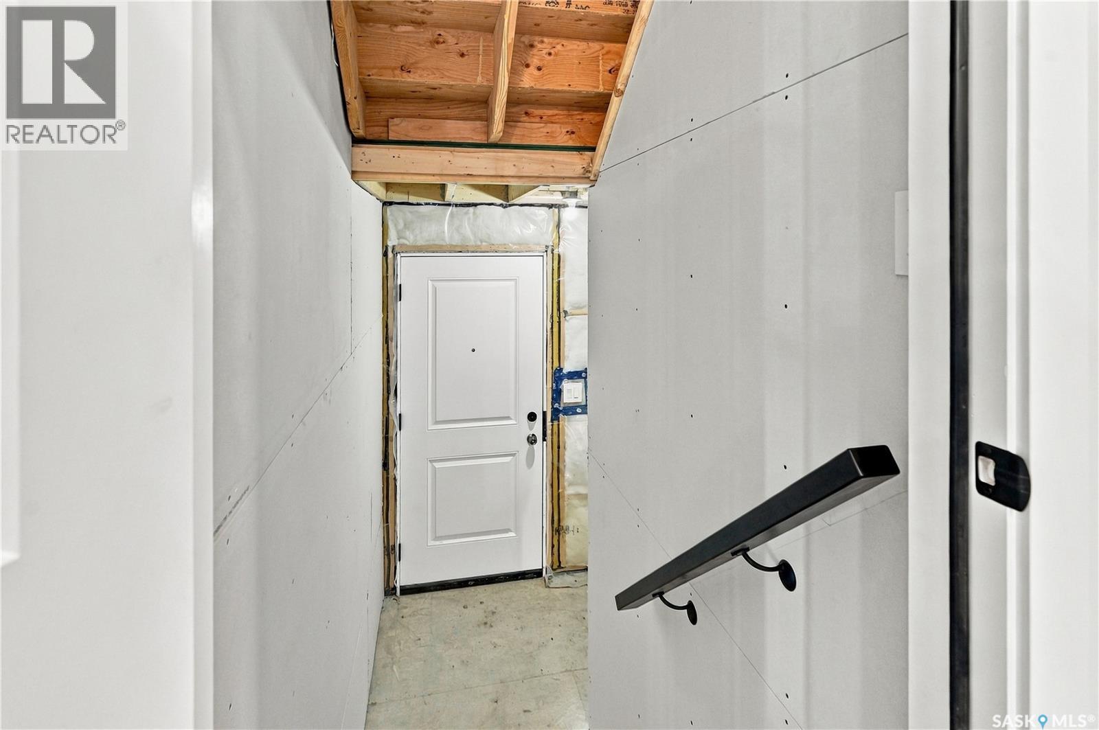 251 Doran Way, Saskatoon, Saskatchewan  S7V 0Z7 - Photo 19 - SK048846