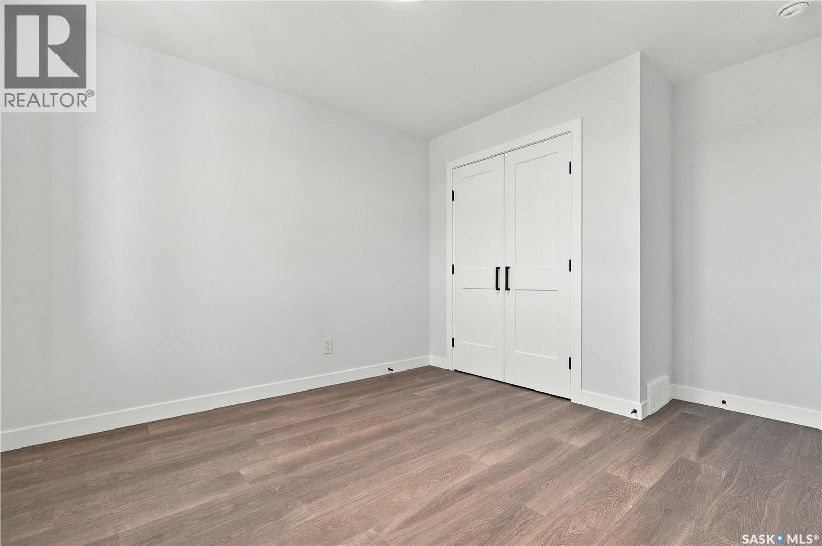251 Doran Way, Saskatoon, Saskatchewan  S7V 0Z7 - Photo 34 - SK048846