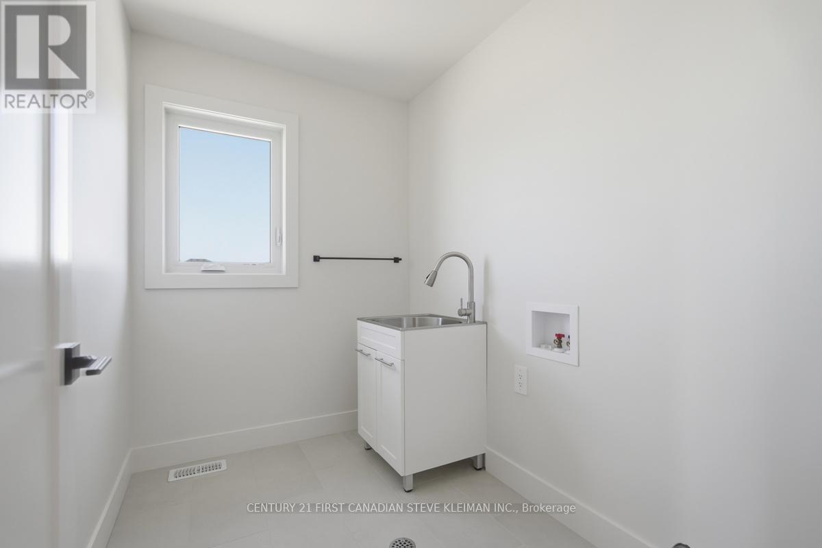 2859 Buroak Drive, London North, Ontario N6G 2V8 - Photo 24 - X13802986