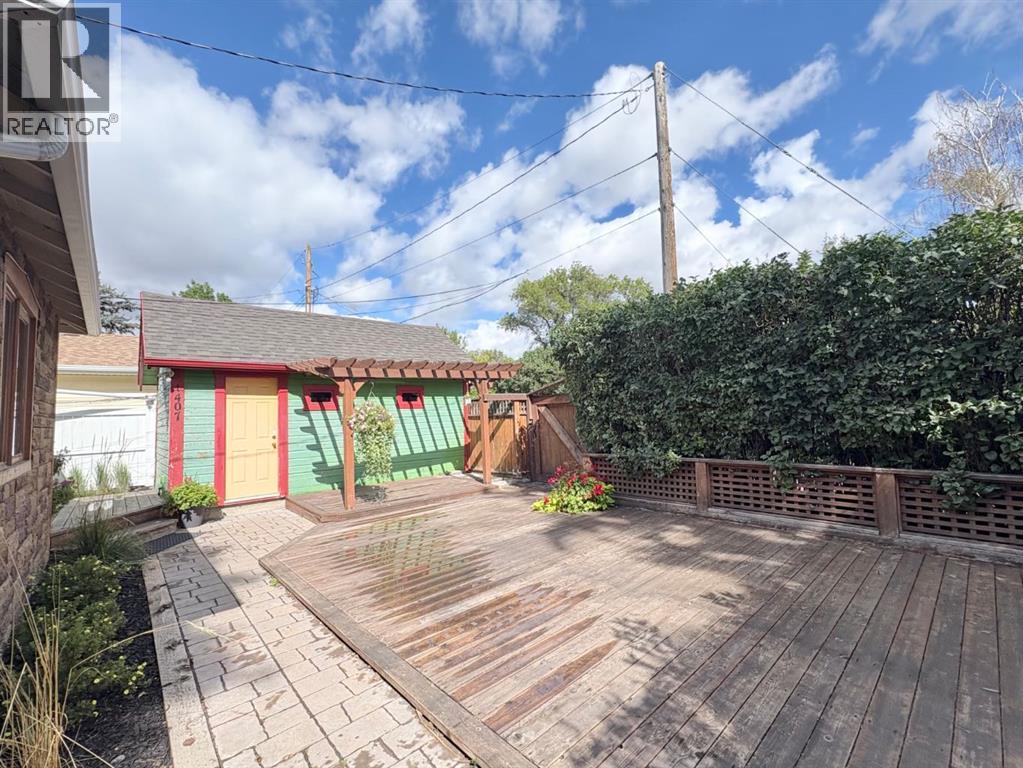 1407 4 Avenue S
