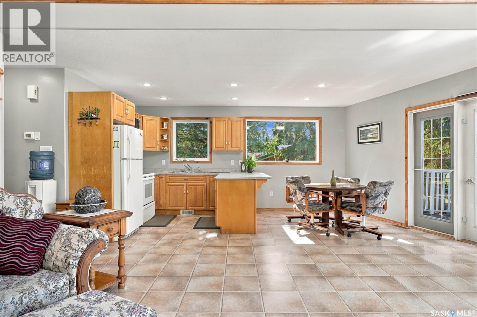8 Lakeview Drive, Candle Lake, Saskatchewan  S0K 3E0 - Photo 6 - SK048794