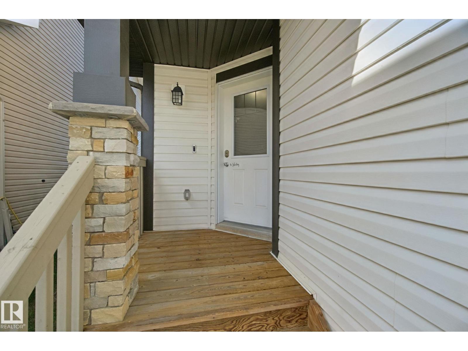 1734 Westerra Lo, Stony Plain, Alberta  T7Z 0K8 - Photo 2 - E4509156
