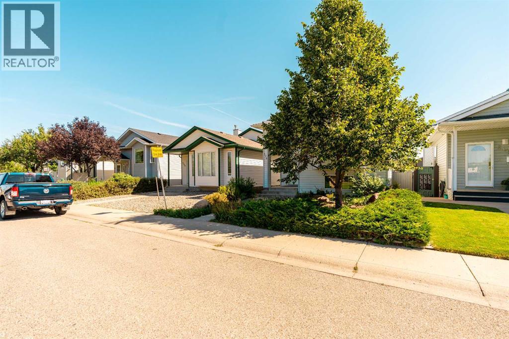 206 Fairmont Garden Road S, Lethbridge, Alberta  T1K 7L3 - Photo 3 - A2344246