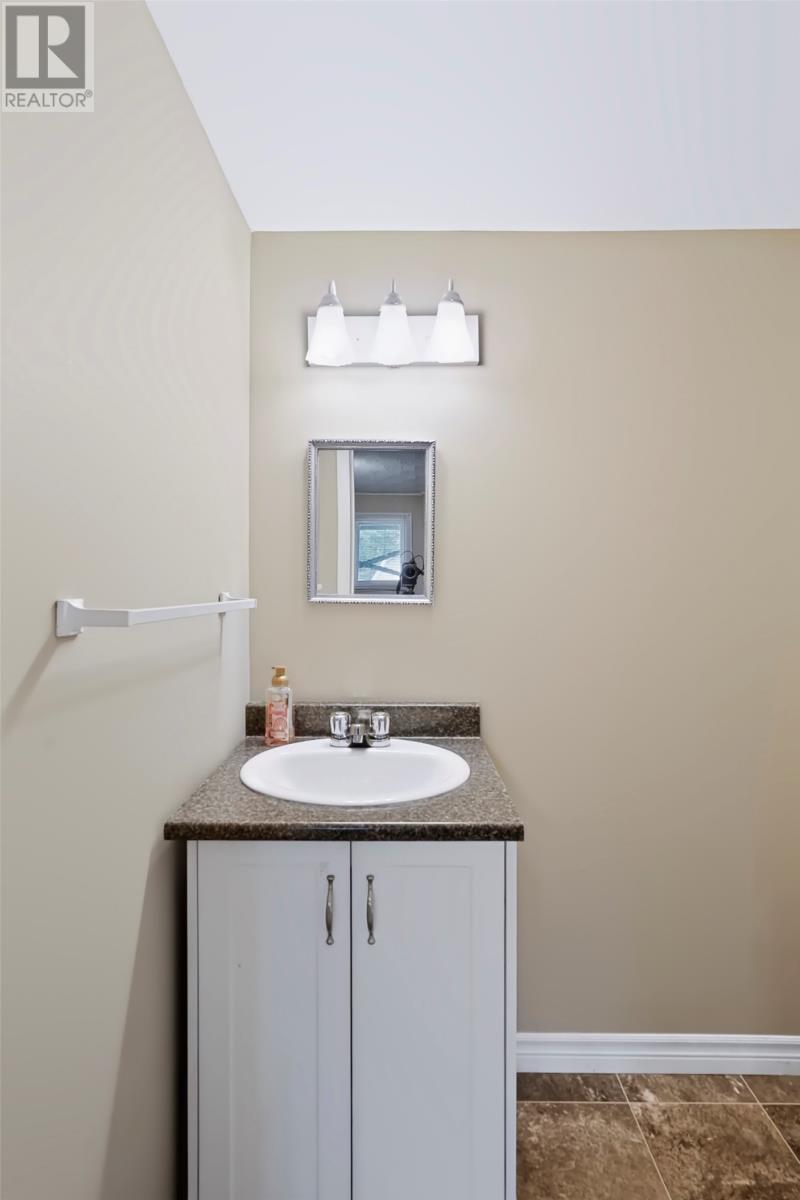 15 Farrell Drive, Mount Pearl — photo 19