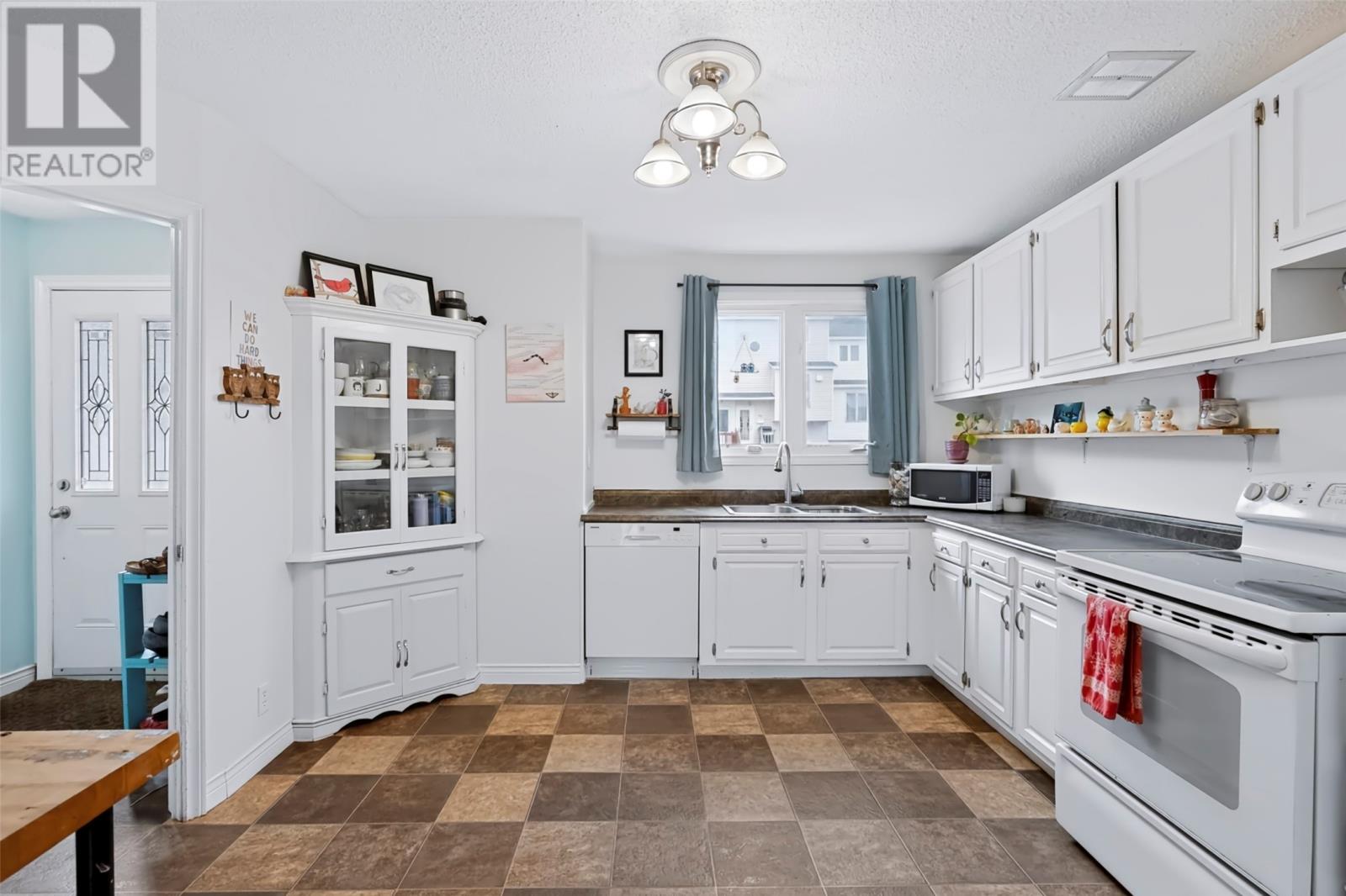15 Farrell Drive, Mount Pearl — photo 5