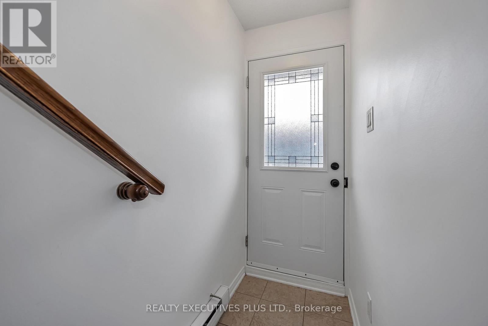 506 - 205 Eliot Street, Clarence-Rockland, Ontario K4K 0G4 - Photo 4 - X13802848