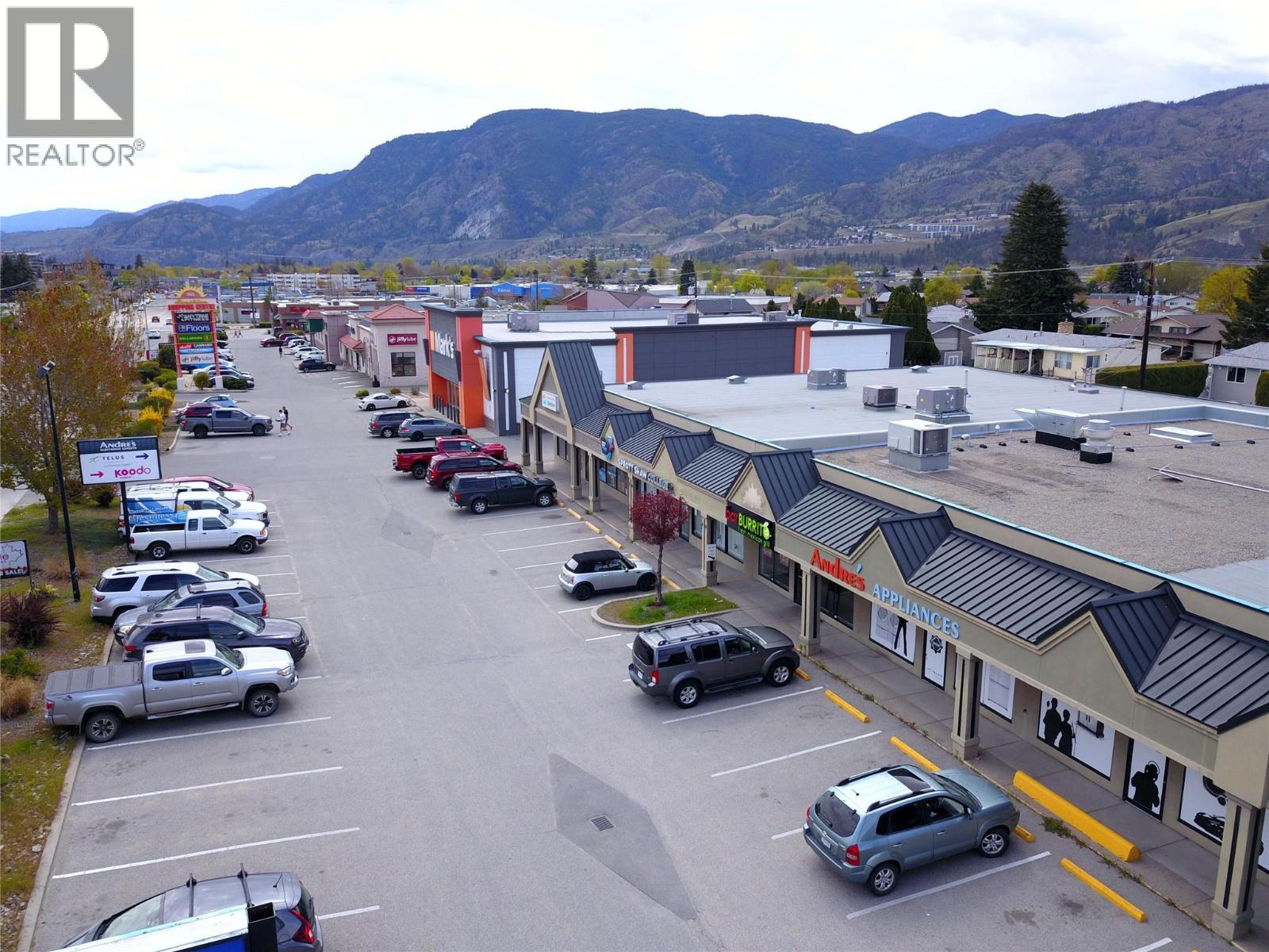 2595 Skaha Lake Road Penticton Photo 8