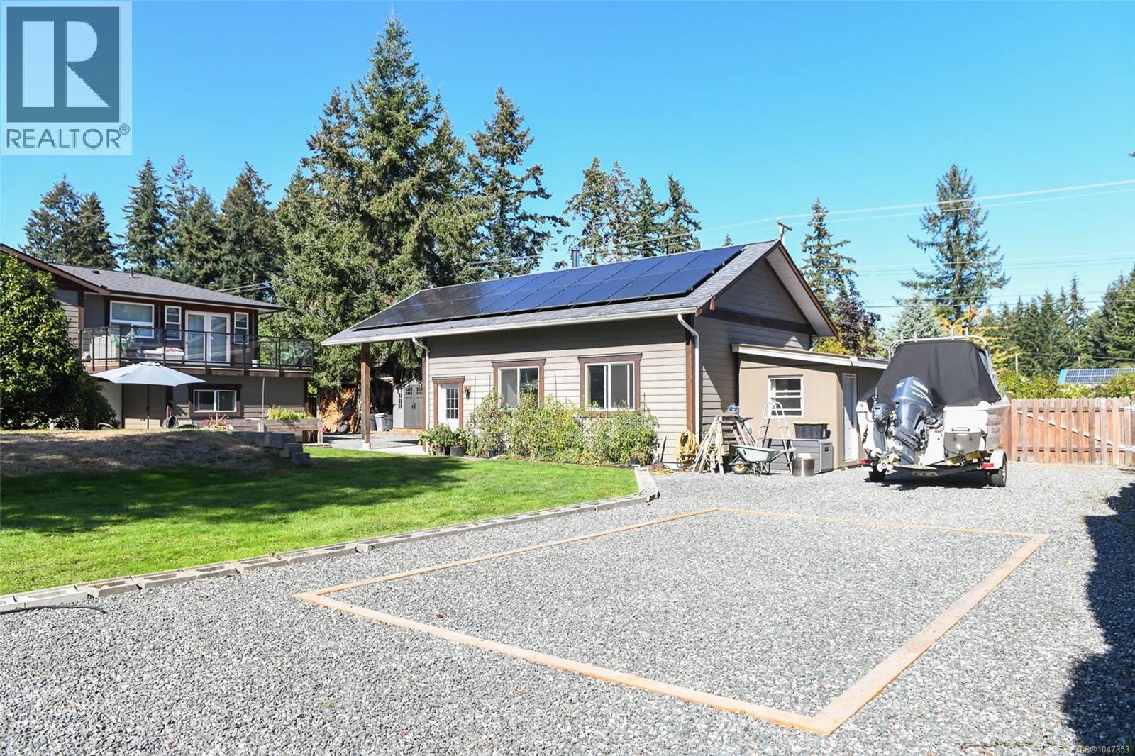 1530 Grayling Dr, Comox, British Columbia  V9M 3Z7 - Photo 2 - 1047353