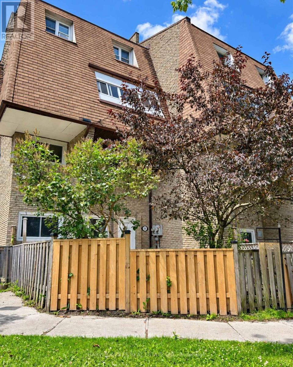 58 - 78 SCARBOROUGH GOLF CLUB ROAD, Toronto, Ontario