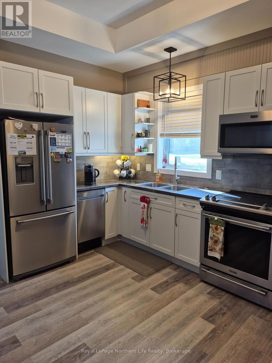 329 Poplar Street, Mattawa, Ontario  P0H 1V0 - Photo 3 - X13803040