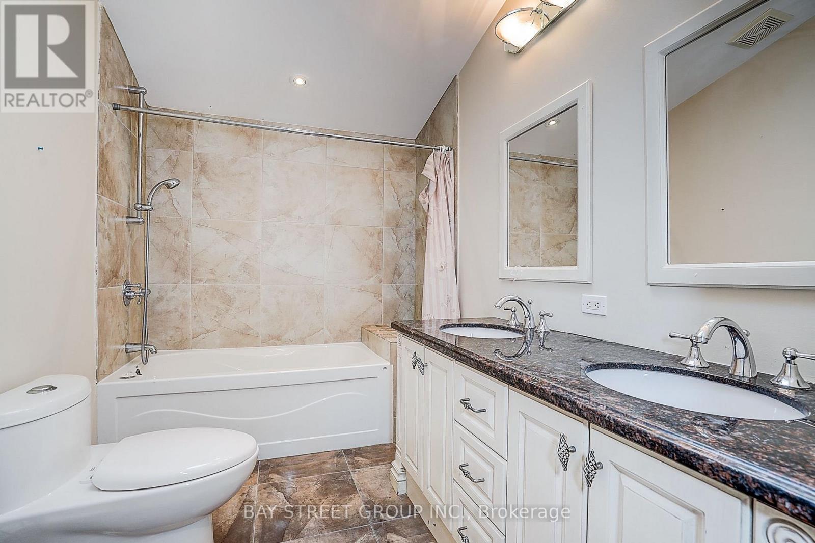 103 Lake Avenue, Richmond Hill, Ontario  L4E 3G5 - Photo 30 - N13681330
