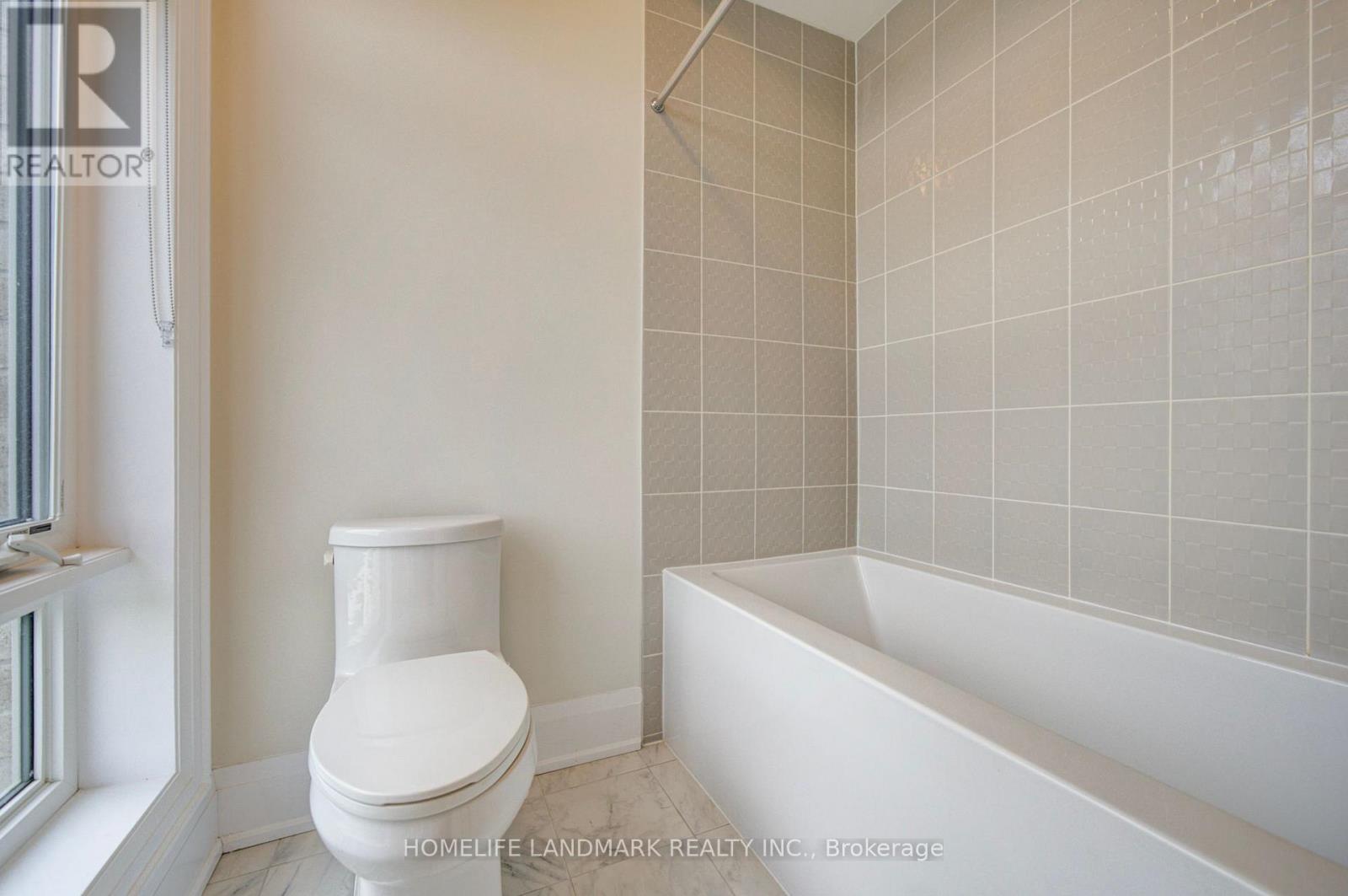 6 Mace Avenue, Richmond Hill, Ontario  L4E 1K8 - Photo 30 - N13797718