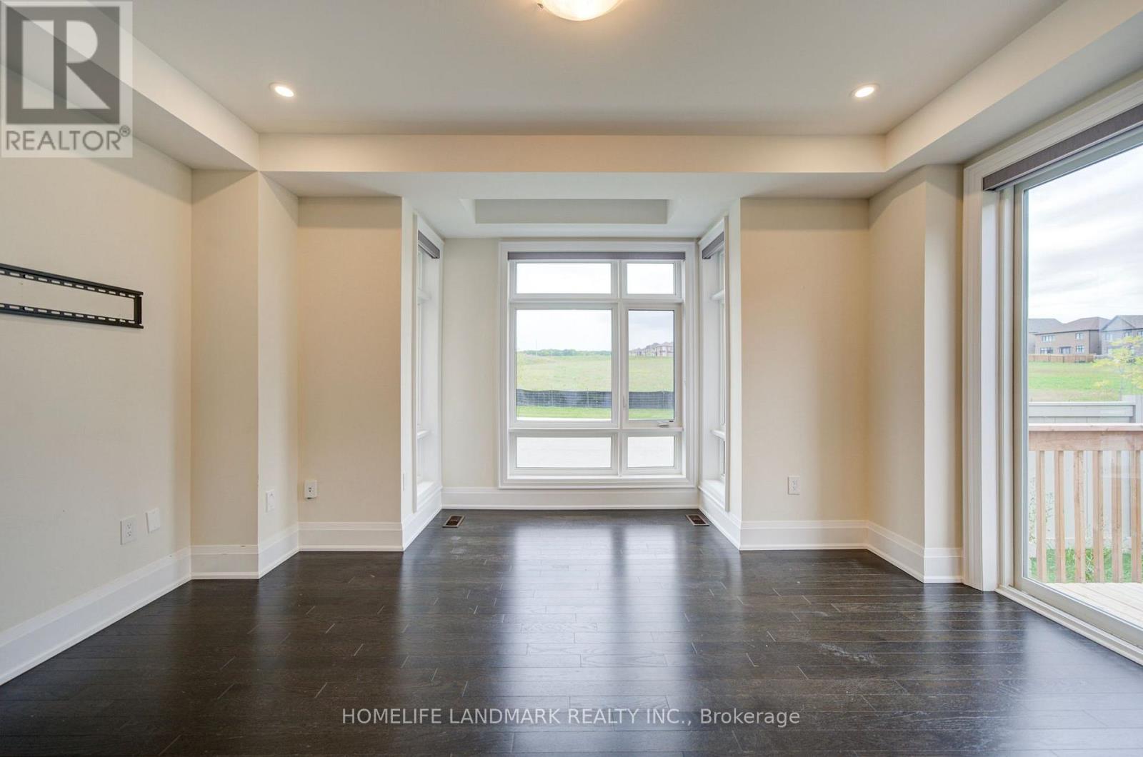 6 Mace Avenue, Richmond Hill, Ontario  L4E 1K8 - Photo 20 - N13797718