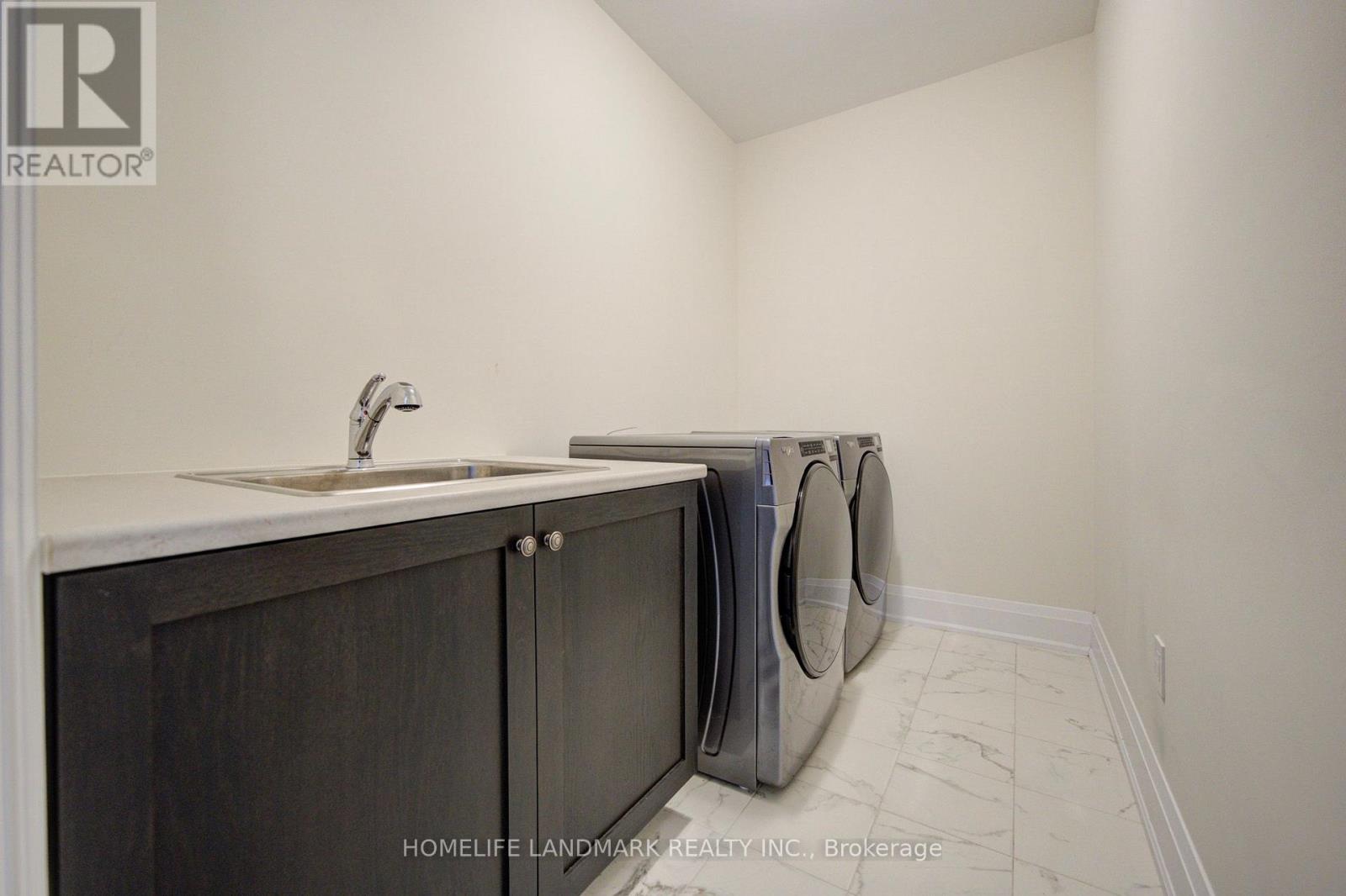 6 Mace Avenue, Richmond Hill, Ontario  L4E 1K8 - Photo 31 - N13797718