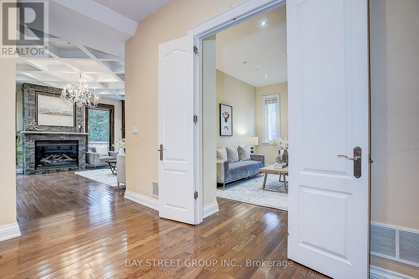 103 Lake Avenue, Richmond Hill, Ontario  L4E 3G5 - Photo 9 - N13681330