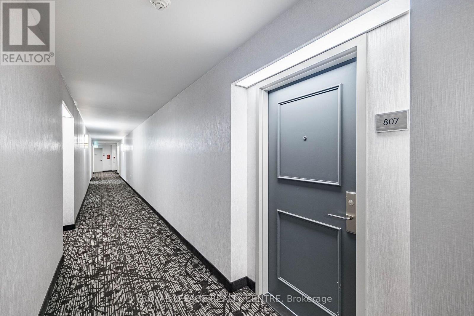 807 - 25 Fairview Road W, Mississauga, Ontario  L5B 3Y8 - Photo 7 - W13798744