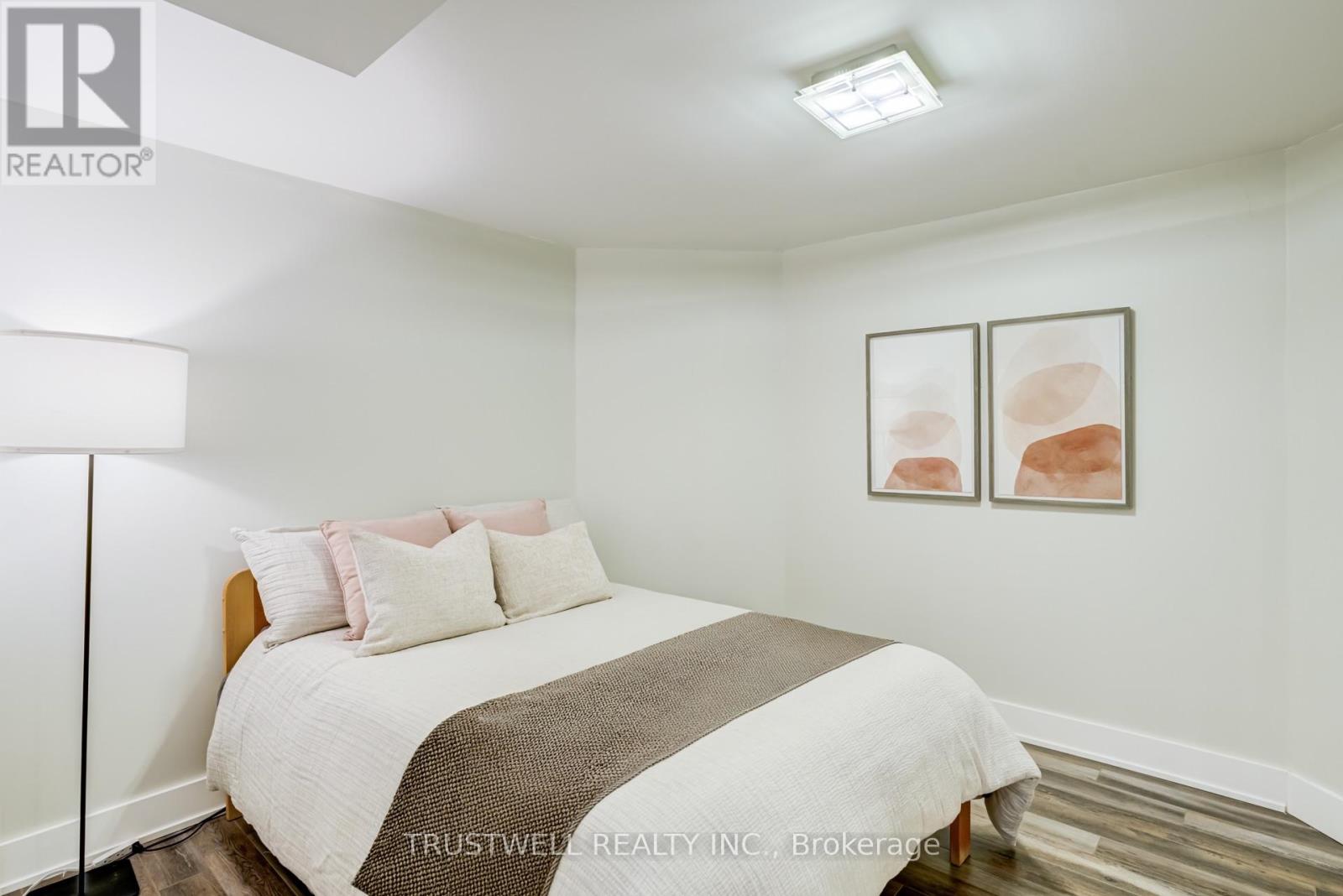 687 Irving Terrace, Milton, Ontario  L9T 6H5 - Photo 35 - W13800102