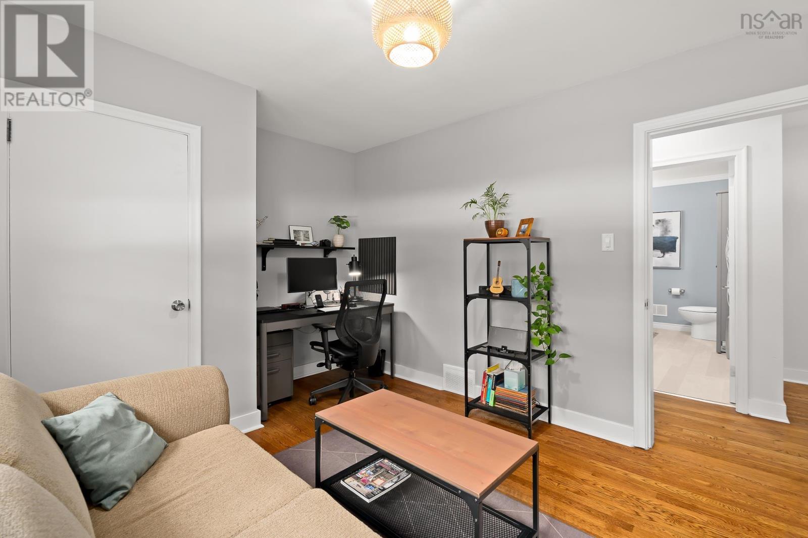 6 Glenn Drive photo 24