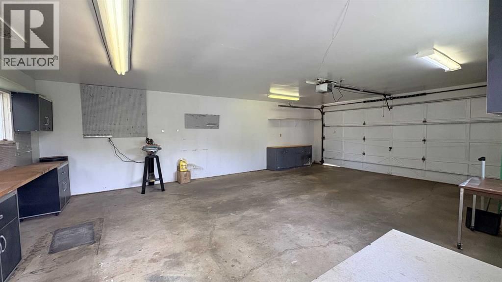 1046 17 Avenue photo 30