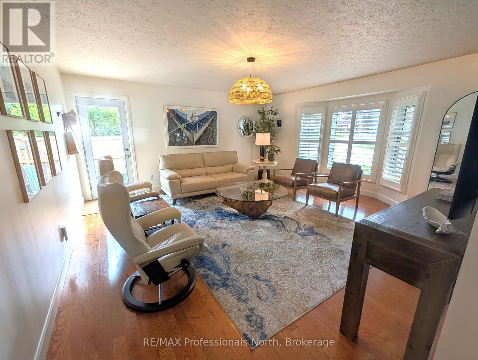147 15th Ave Close, Hanover, Ontario  N4N 3P8 - Photo 9 - X13802980