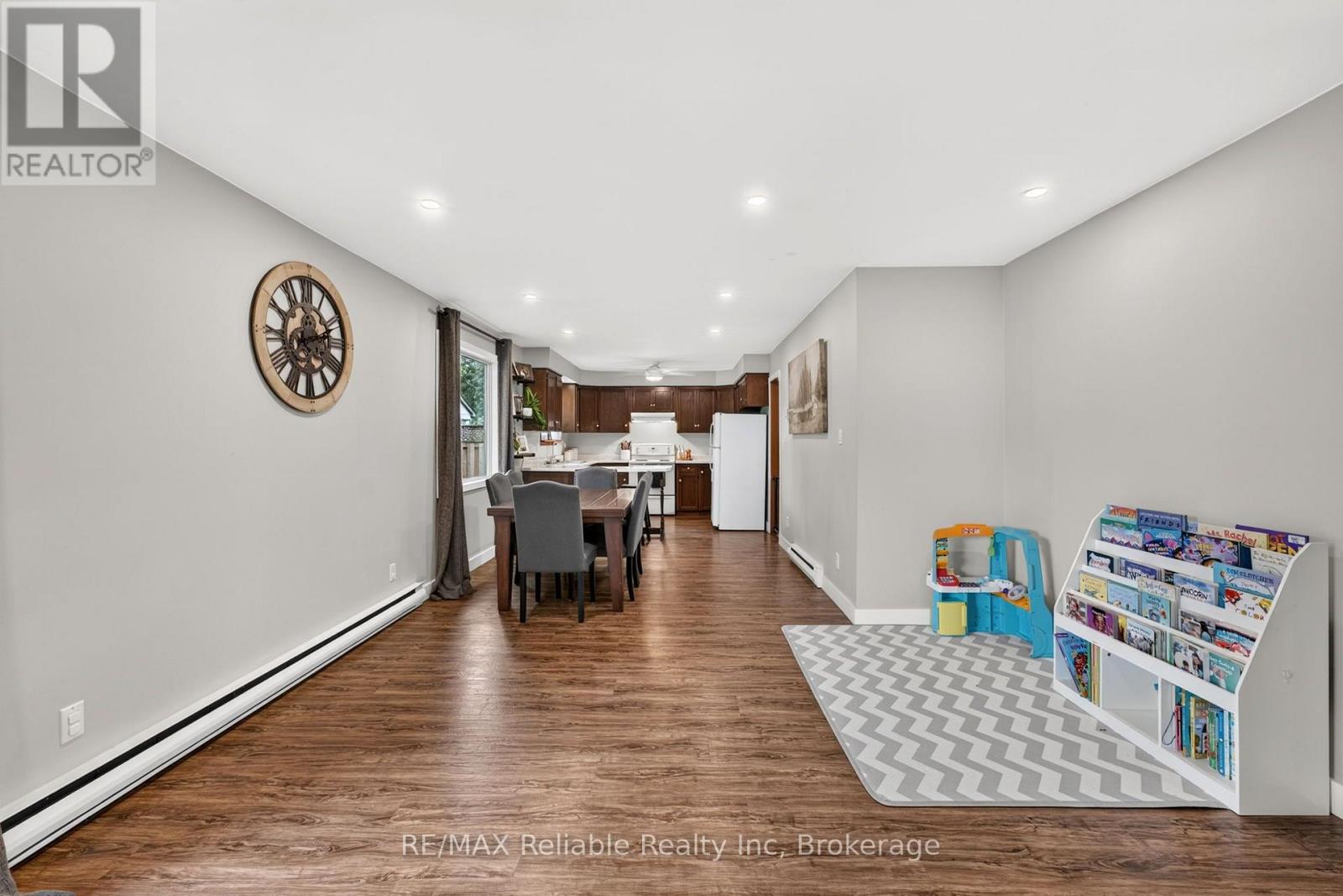 58 Wellington Street S, Ashfield-Colborne-Wawanosh, Ontario  N7A 3X9 - Photo 14 - X13803072