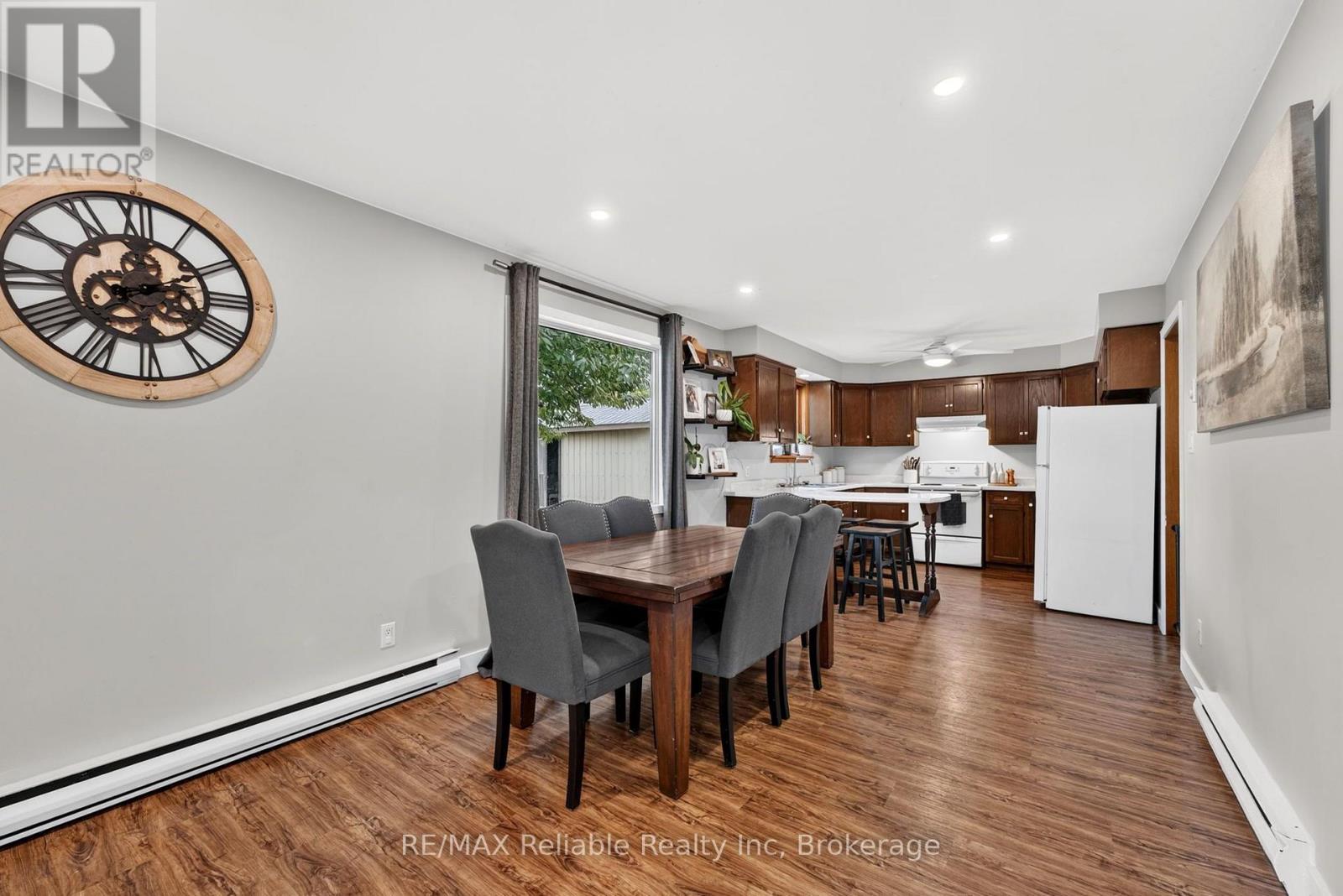 58 Wellington Street S, Ashfield-Colborne-Wawanosh, Ontario  N7A 3X9 - Photo 15 - X13803072