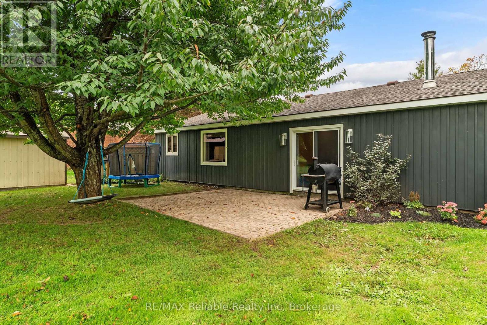 58 Wellington Street S, Ashfield-Colborne-Wawanosh, Ontario  N7A 3X9 - Photo 32 - X13803072