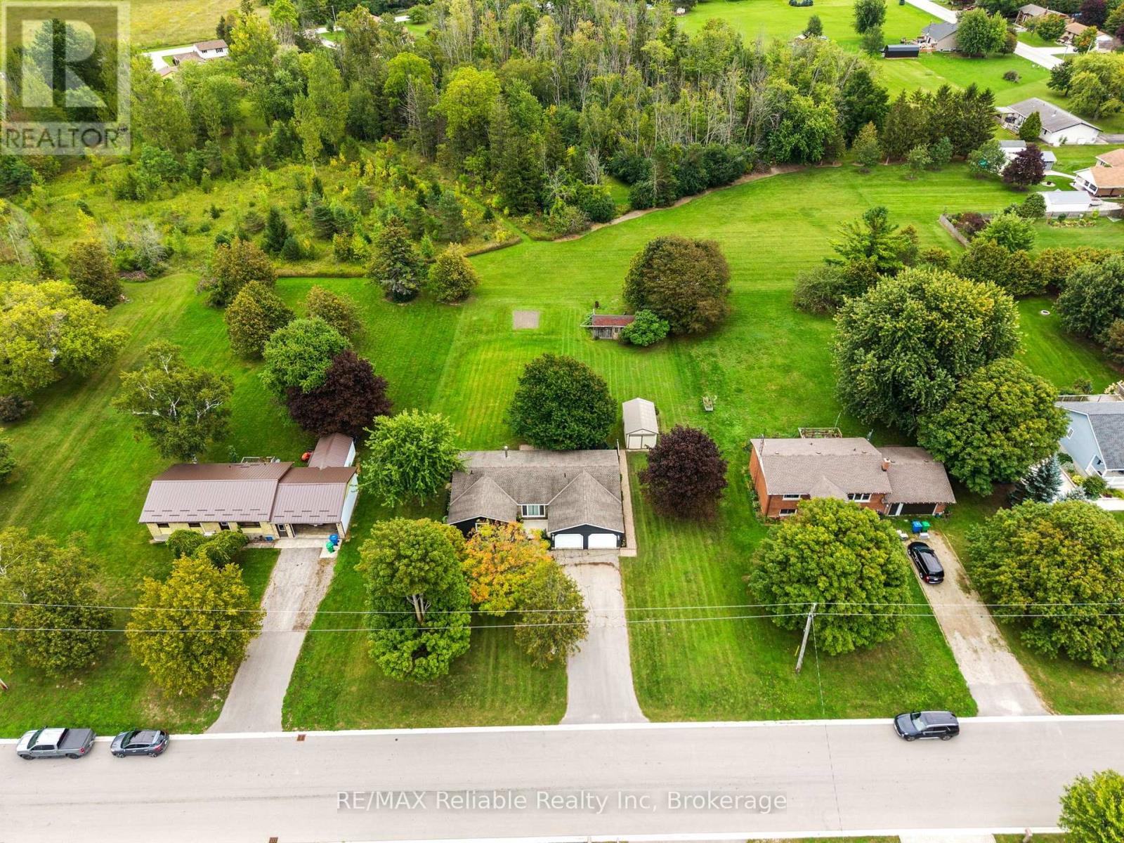 58 Wellington Street S, Ashfield-Colborne-Wawanosh, Ontario  N7A 3X9 - Photo 39 - X13803072