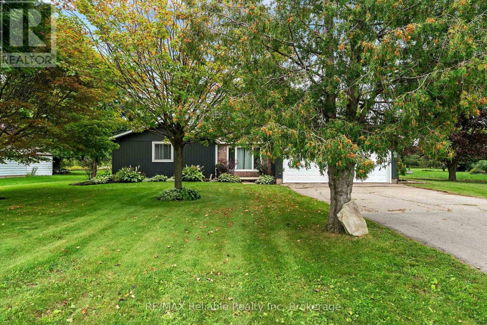 58 Wellington Street S, Ashfield-Colborne-Wawanosh, Ontario  N7A 3X9 - Photo 46 - X13803072