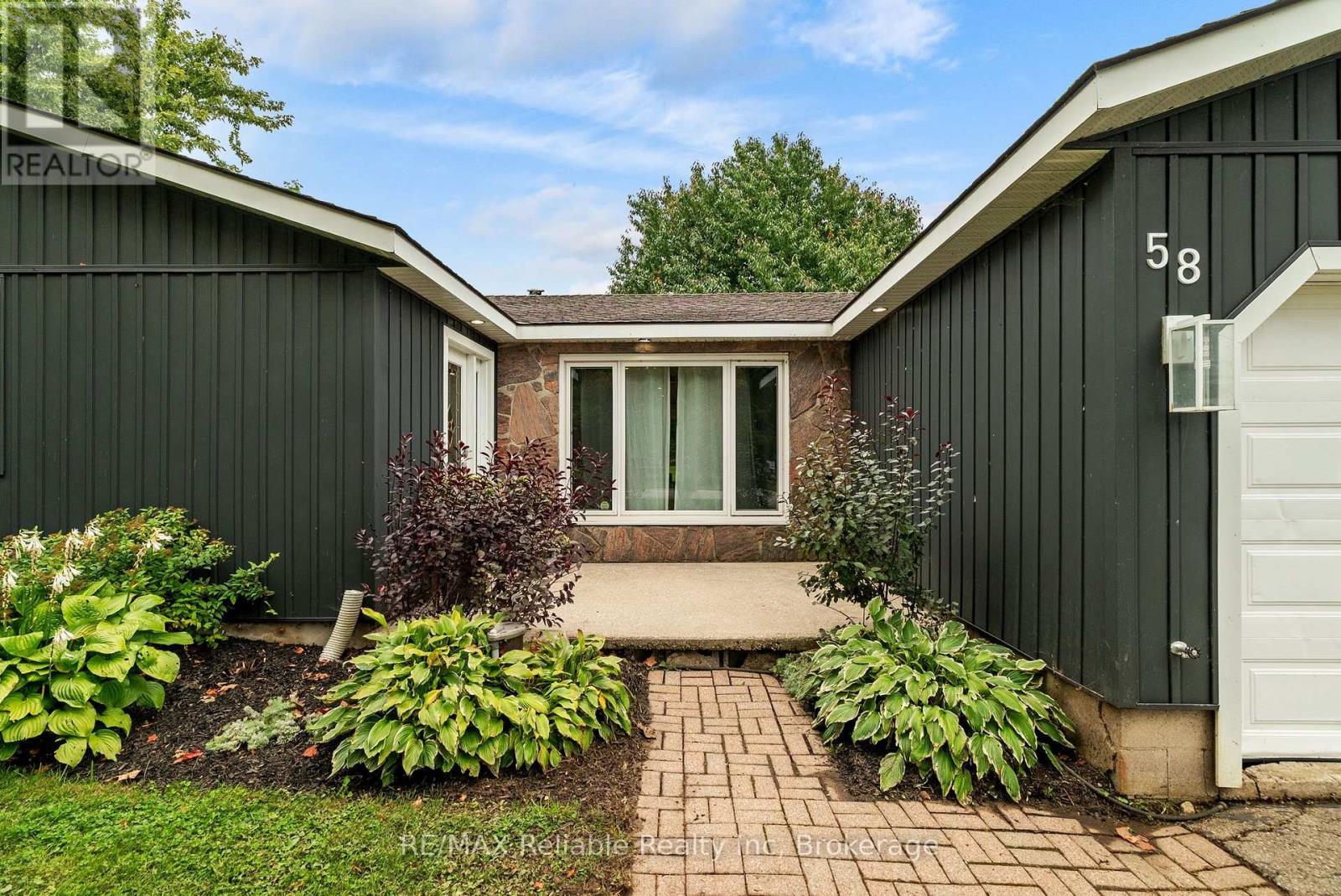 58 Wellington Street S, Ashfield-Colborne-Wawanosh, Ontario  N7A 3X9 - Photo 5 - X13803072