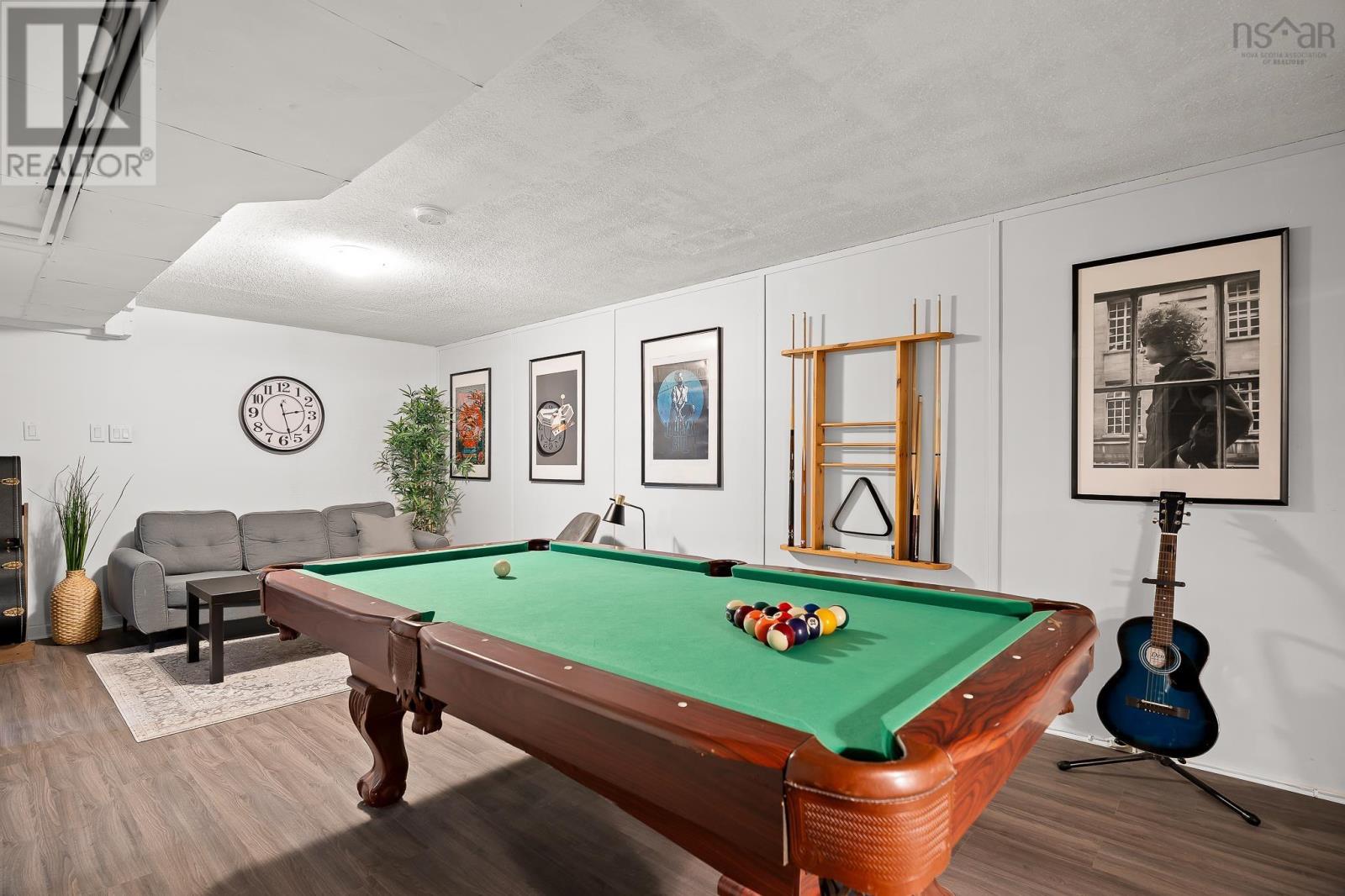 6 Glenn Drive photo 32