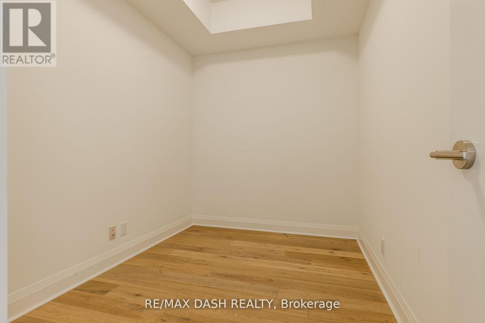 310 - 151 Avenue Road, Toronto, Ontario  M5R 2H7 - Photo 29 - C13802942