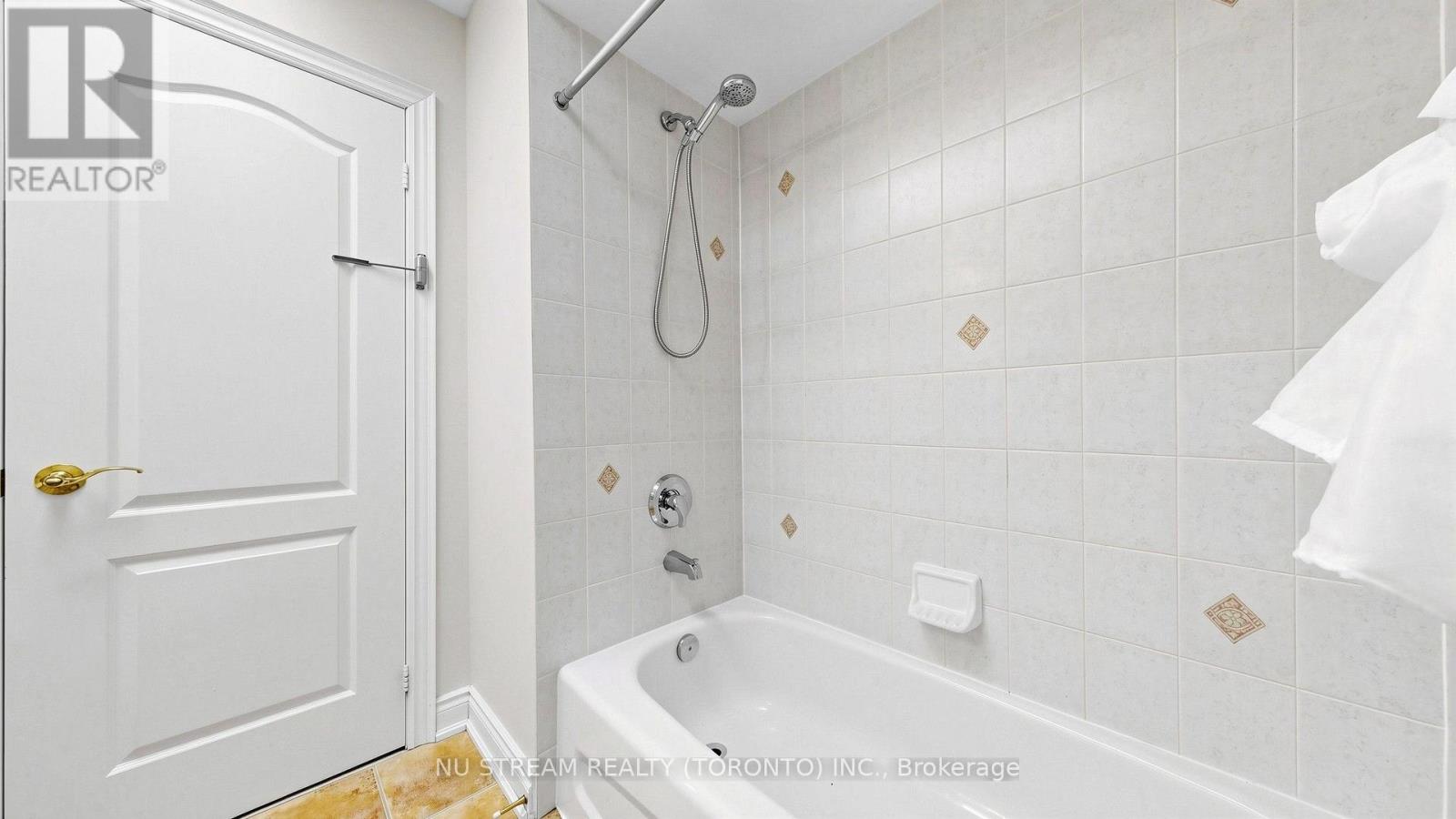 12 Preakness Drive, Toronto, Ontario  M3B 3S1 - Photo 32 - C13802944