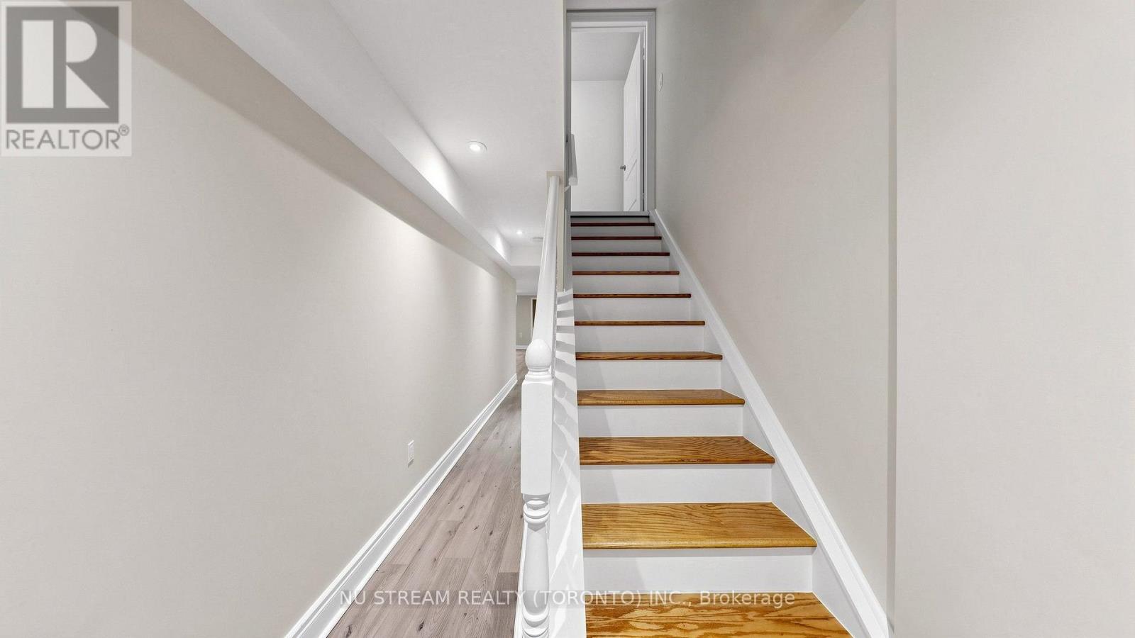 12 Preakness Drive, Toronto, Ontario  M3B 3S1 - Photo 33 - C13802944