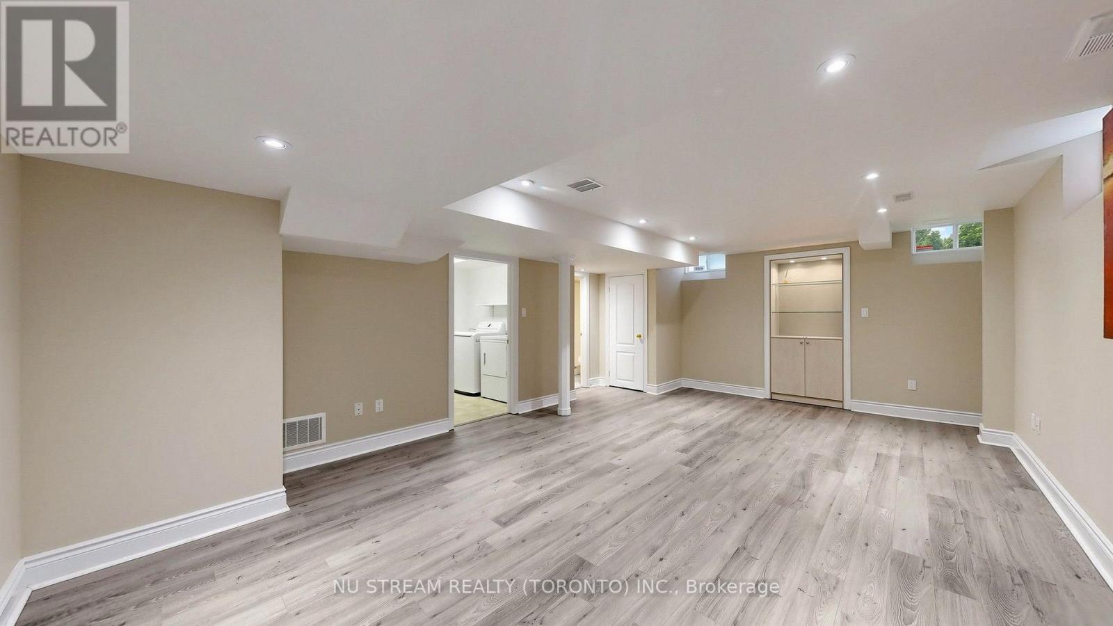 12 Preakness Drive, Toronto, Ontario  M3B 3S1 - Photo 34 - C13802944