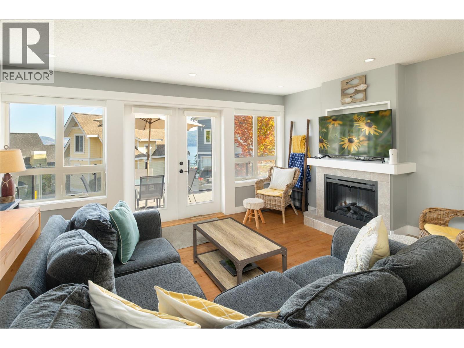 6773 La Palma Loop Unit# 216, Kelowna, British Columbia  V1Z 3R8 - Photo 4 - 10400749