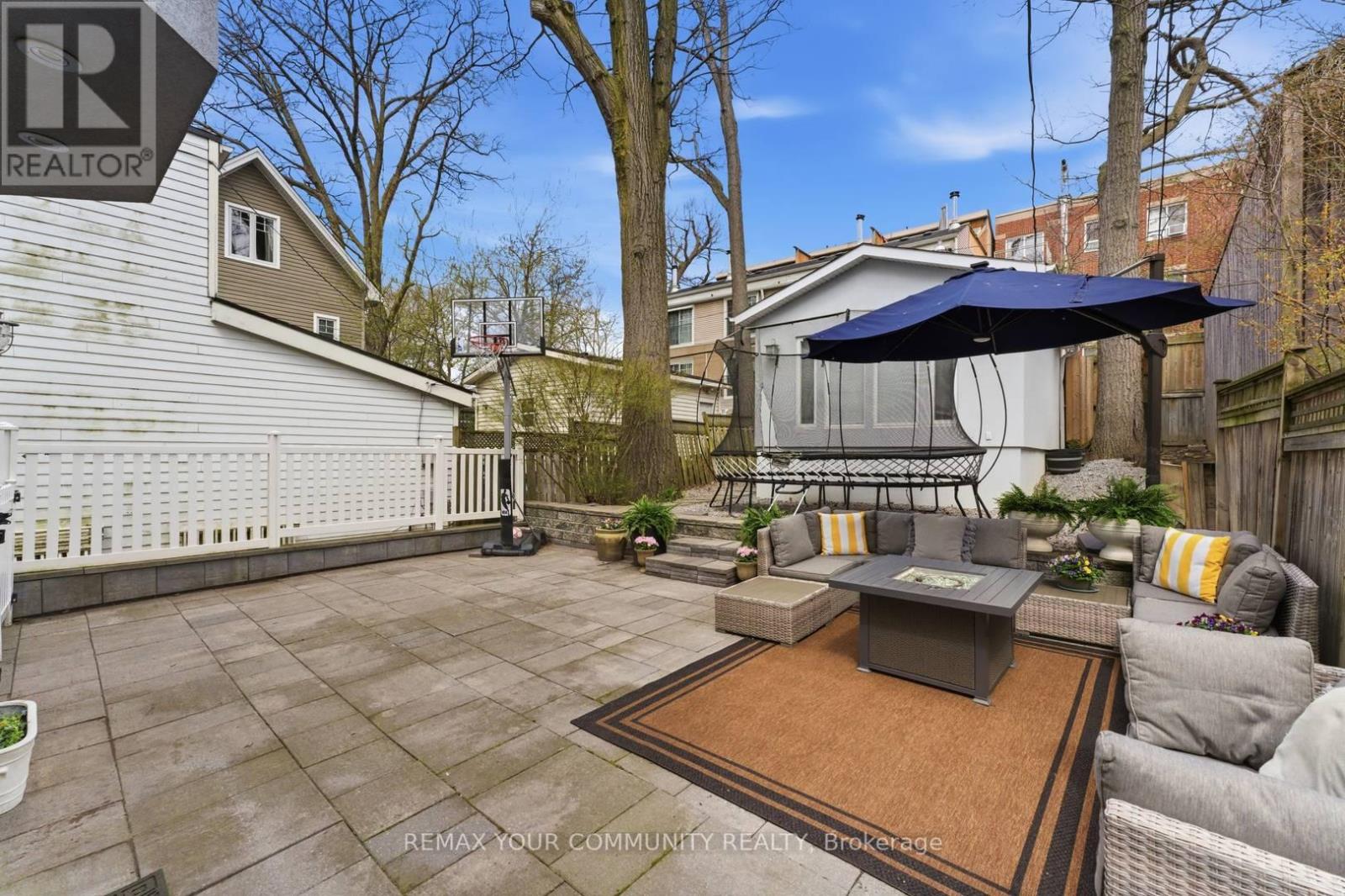 12 Hazel Avenue, Toronto, Ontario  M4E 1C5 - Photo 22 - E13802894