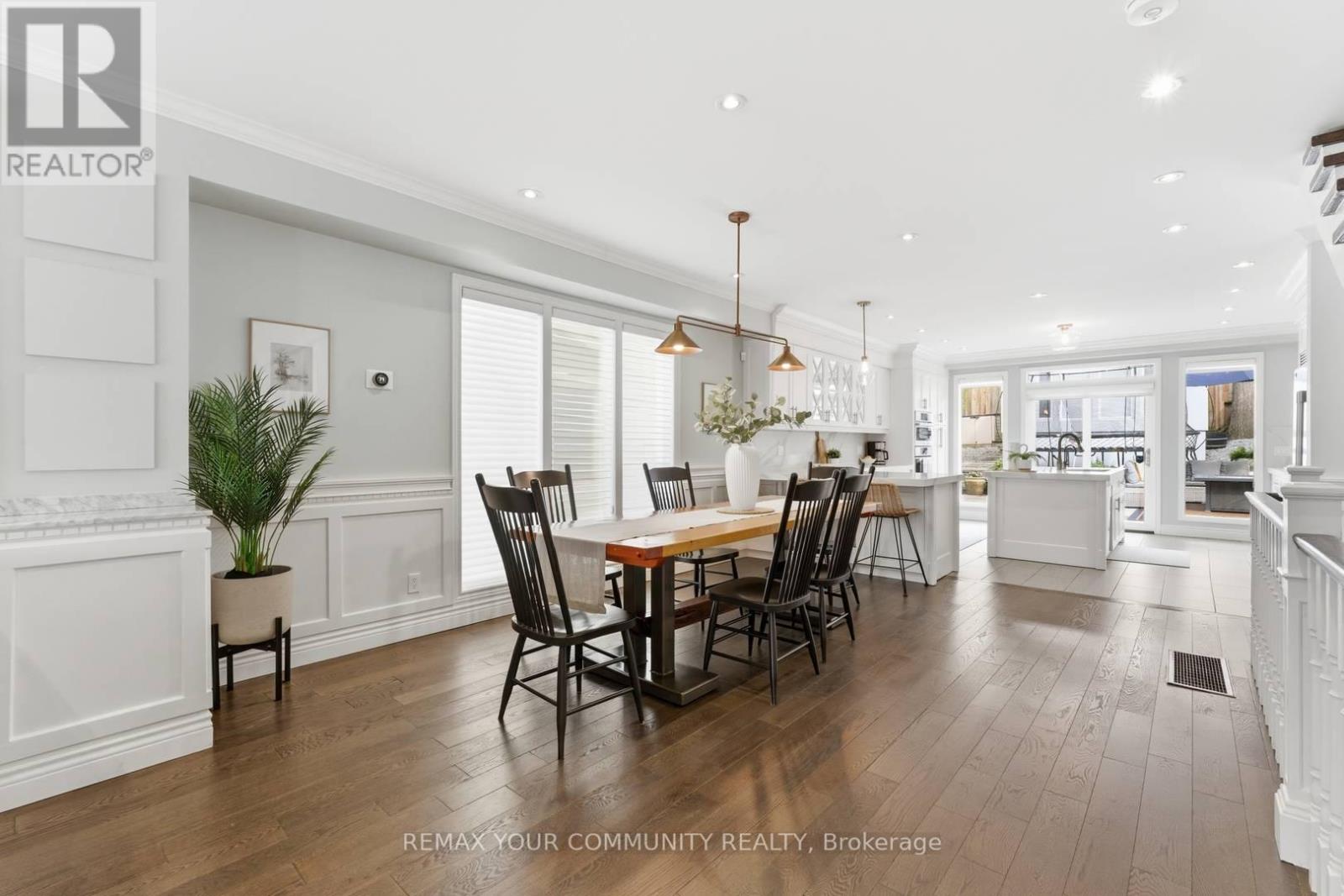 12 Hazel Avenue, Toronto, Ontario  M4E 1C5 - Photo 4 - E13802894