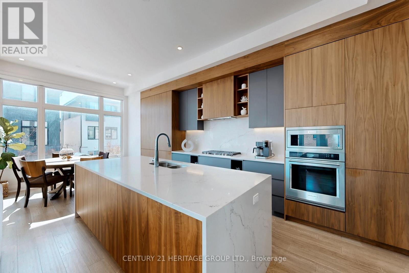 251 Oxford Street, Richmond Hill, Ontario  L4C 7V7 - Photo 14 - N13802866