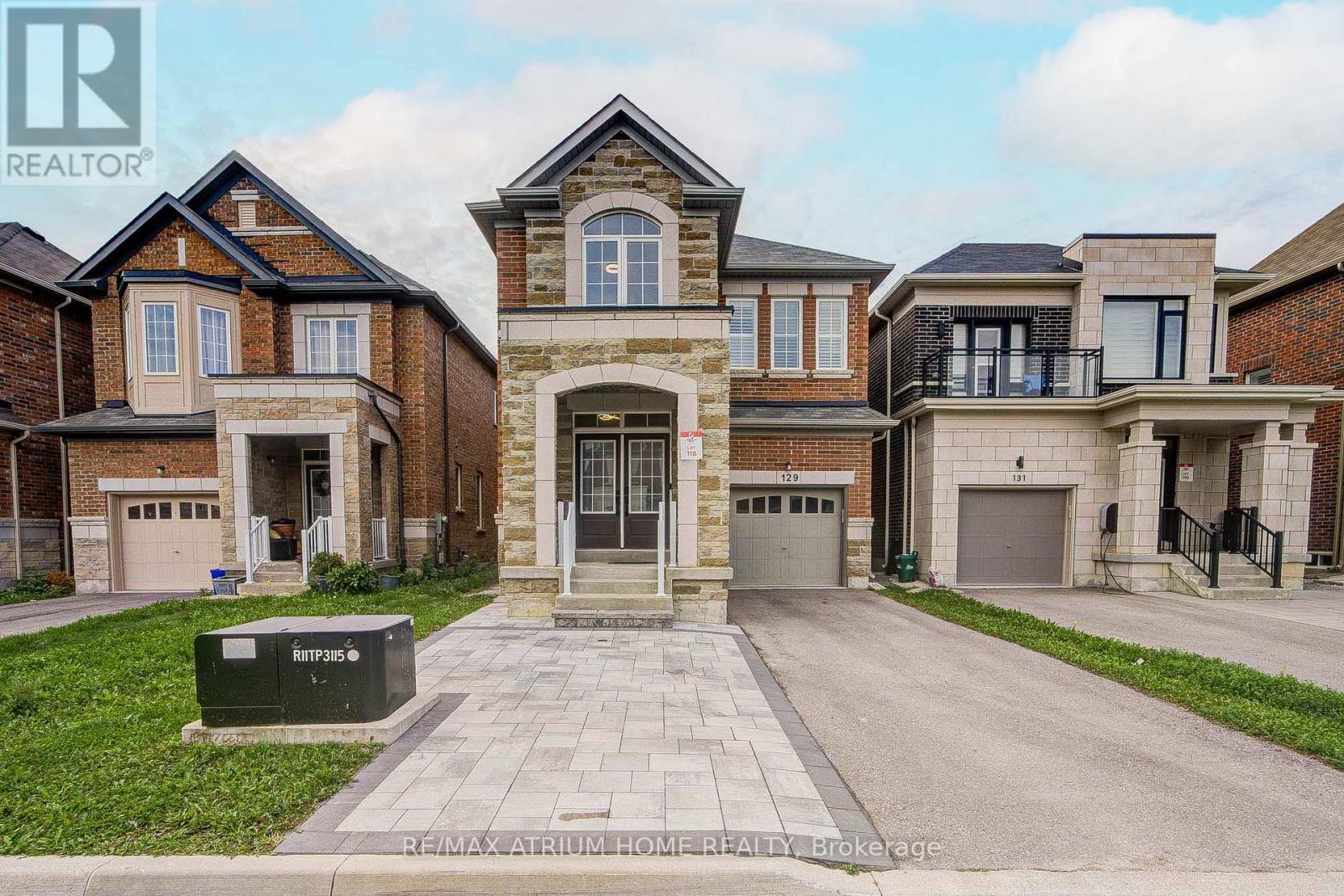 129 Hartney Drive, Richmond Hill, Ontario  L4S 0L1 - Photo 2 - N13802888