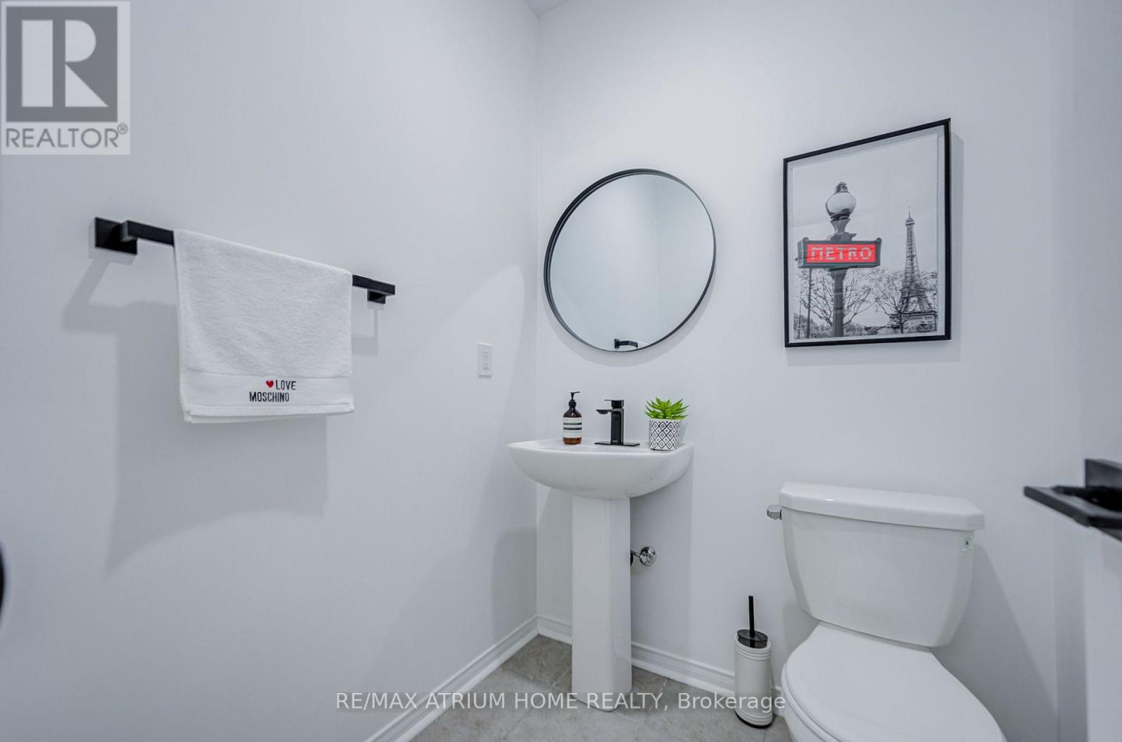 129 Hartney Drive, Richmond Hill, Ontario  L4S 0L1 - Photo 7 - N13802888