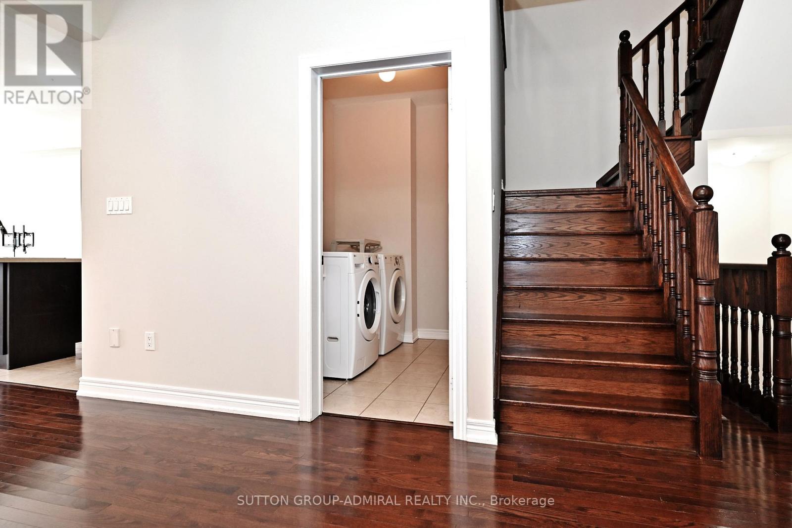 110 Southdown Avenue, Vaughan, Ontario  L6A 4N3 - Photo 19 - N13802920