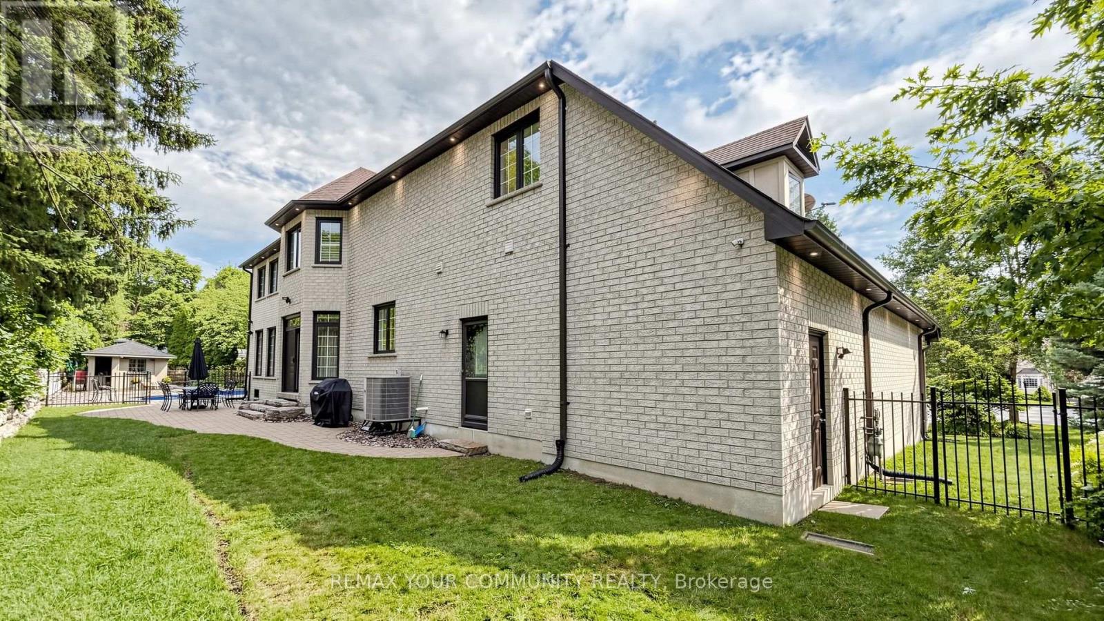 25 Guinevere Court, Richmond Hill, Ontario  L4C 0P7 - Photo 42 - N13803066