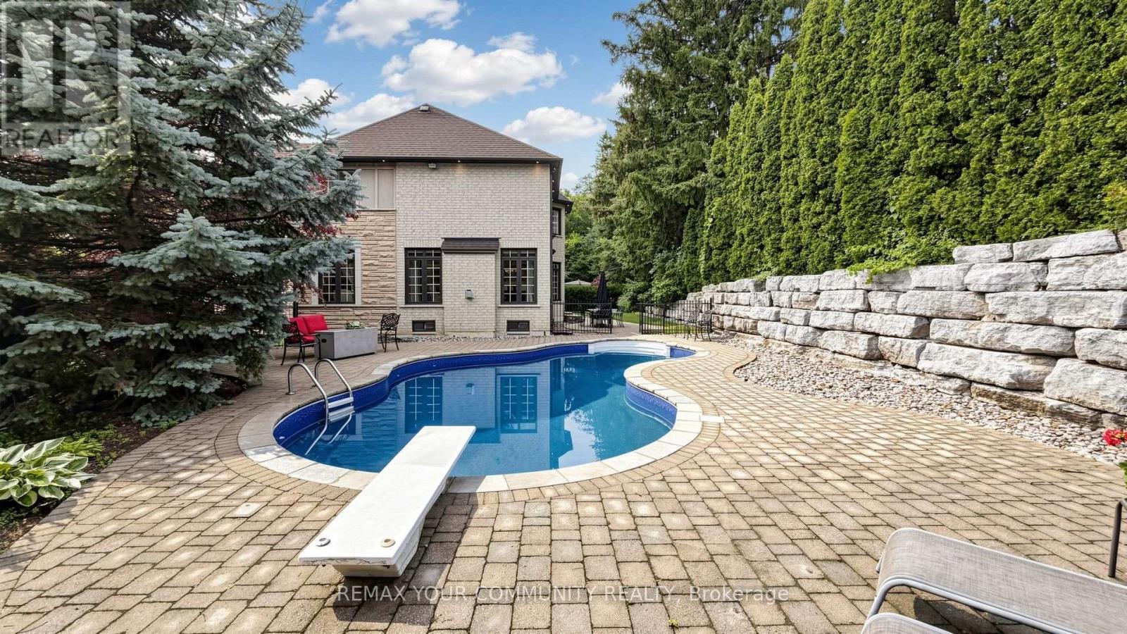 25 Guinevere Court, Richmond Hill, Ontario  L4C 0P7 - Photo 47 - N13803066