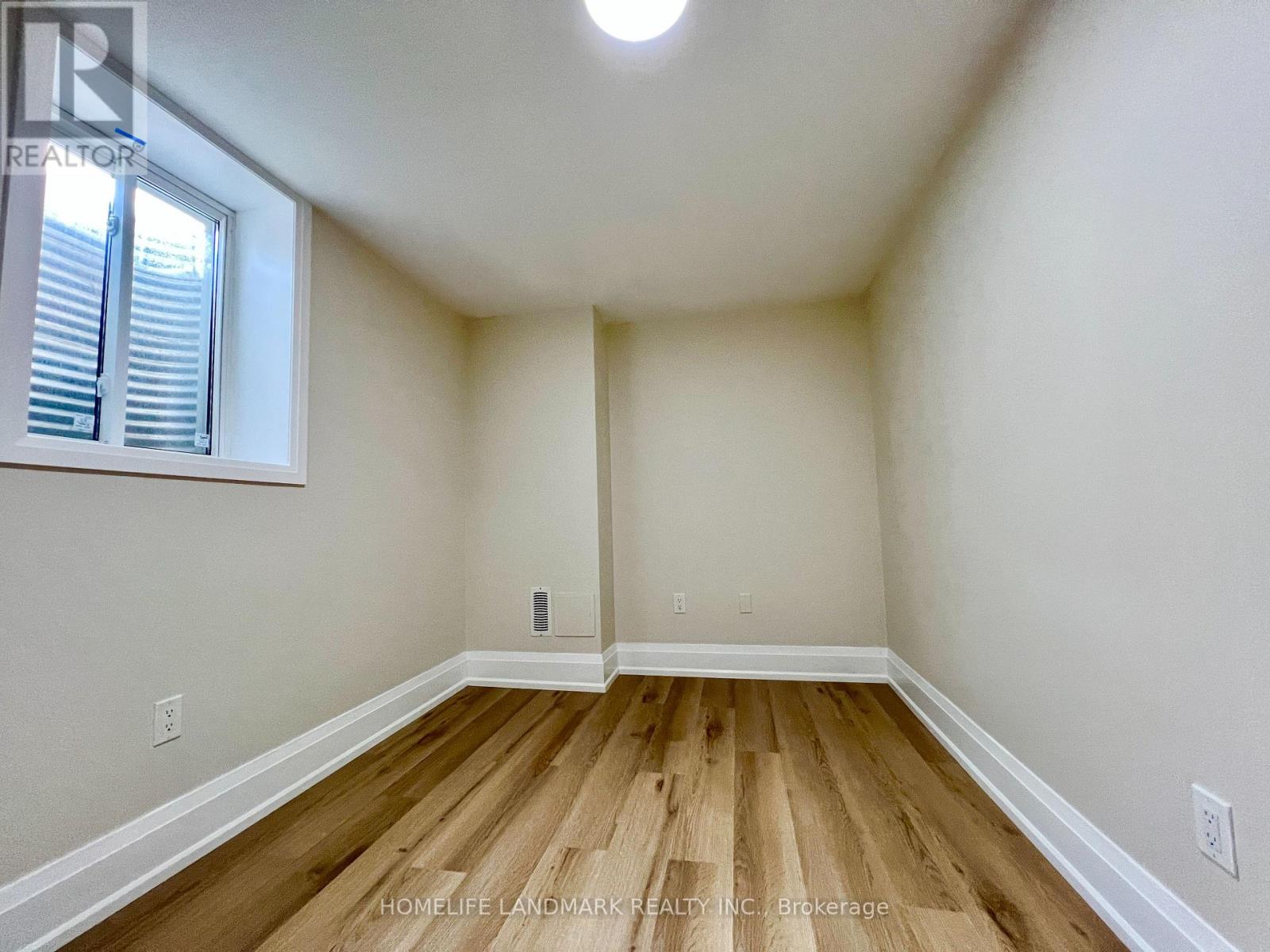 Bastment - 1414 Wellwood Terrace, Milton, Ontario  L9E 1V1 - Photo 2 - W13791618